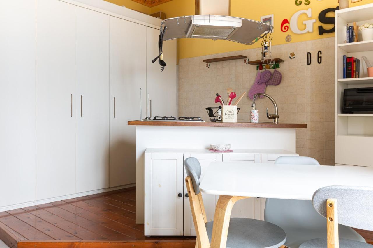 Bnbutler Torelli - Grazioso E Luminoso Bilocale Lejlighed Milano Eksteriør billede